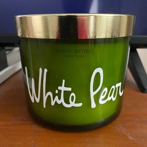 Henri Bendel white pear candle